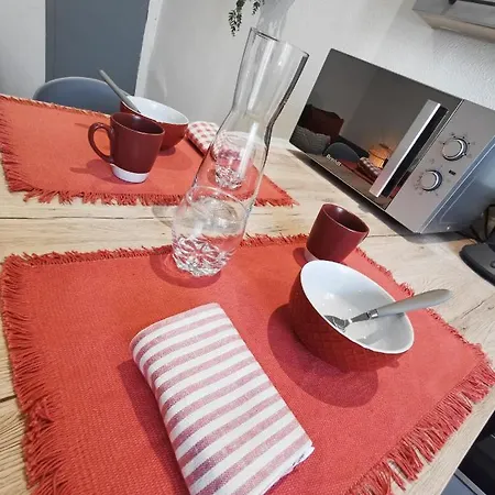 Sur Les Paves Du Pont Vieux... Apartment